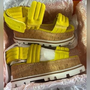 Tory Burch -Platform Yellow Sandal